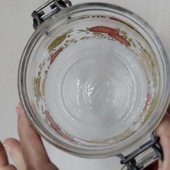 Vintage Arc France Spice of Life Print Glass Hinged Canister‎ 1 Liter - Picture 9 of 13